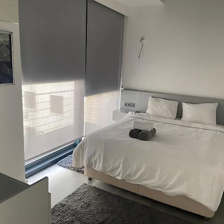 45 - Luxurious City Centre Flat - 8
